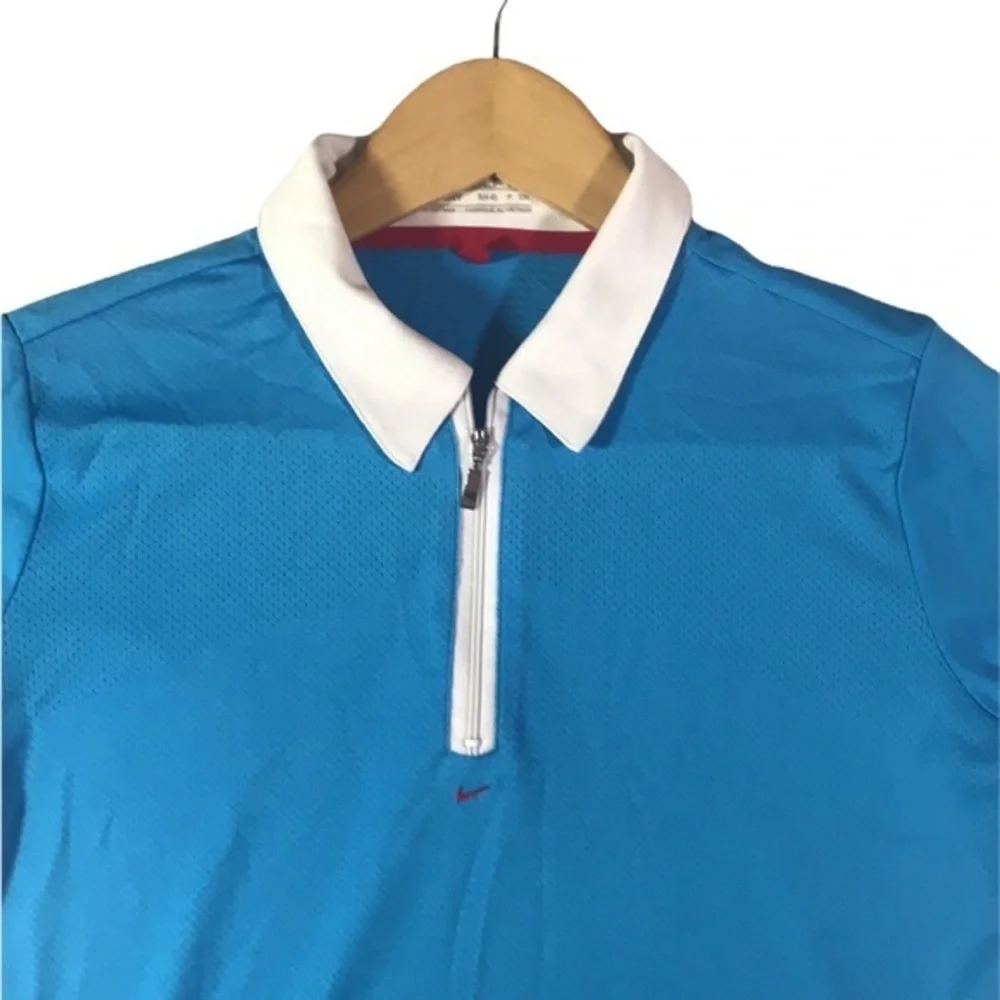 Nike Golf Dri-Fit Performance Short Sleeve Half Zip Blue‎ with Red Stripe Polo